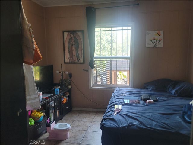 632 E 45th, Los Angeles, CA 90011