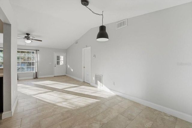 1037 CHAMBORD COURT, Orlando, FL 32825