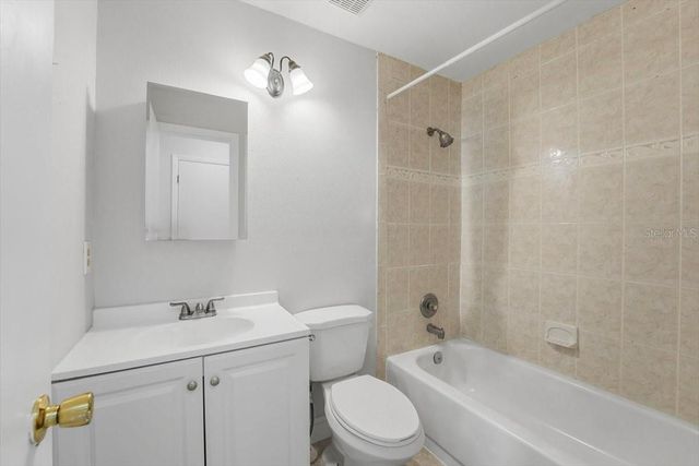 1037 CHAMBORD COURT, Orlando, FL 32825