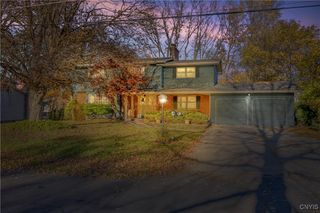 4580 Stoneledge Lane, Manlius, NY 13104