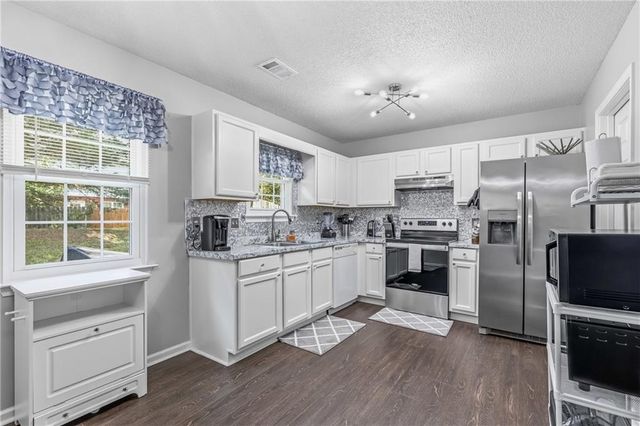 9 Princeton Place Drive, Adairsville, GA 30103