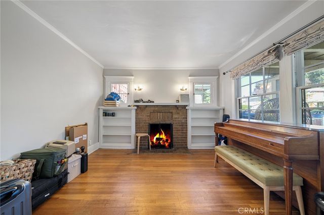 262 Thorne, Los Angeles, CA 90042