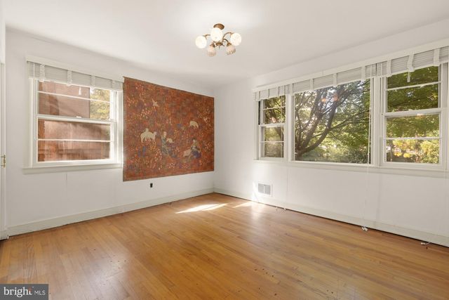 5611 BELMONT AVE, Chevy Chase, MD 20815