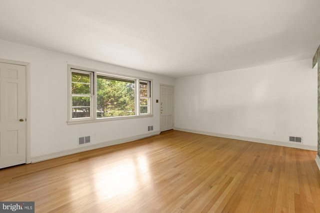 5611 BELMONT AVE, Chevy Chase, MD 20815