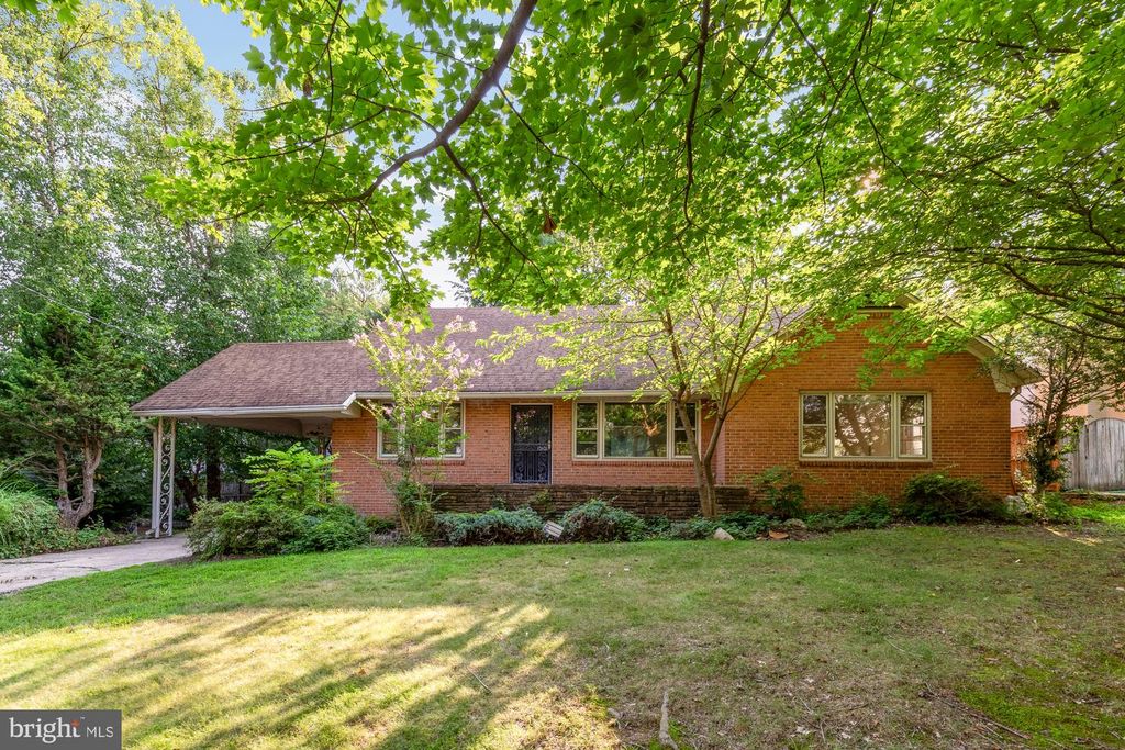 5611 BELMONT AVE, Chevy Chase, MD 20815