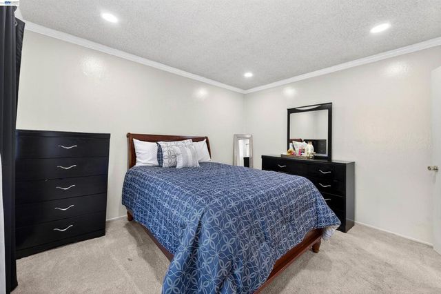 355 Parkview Terrace B9, Vallejo, CA 94589