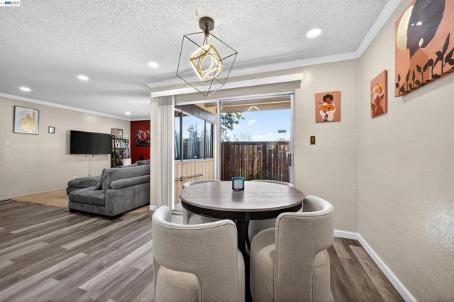 355 Parkview Terrace B9, Vallejo, CA 94589