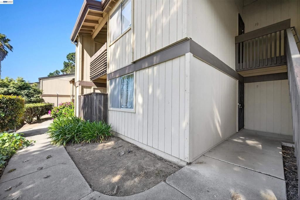 355 Parkview Terrace B9, Vallejo, CA 94589