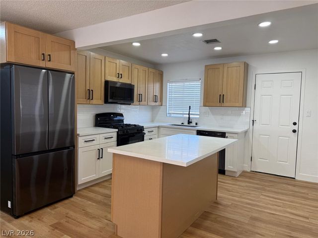 148 Fir Street, Henderson, NV 89015