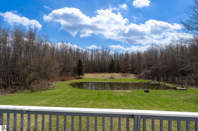 3195 S Rolland Road, Remus, MI 49340