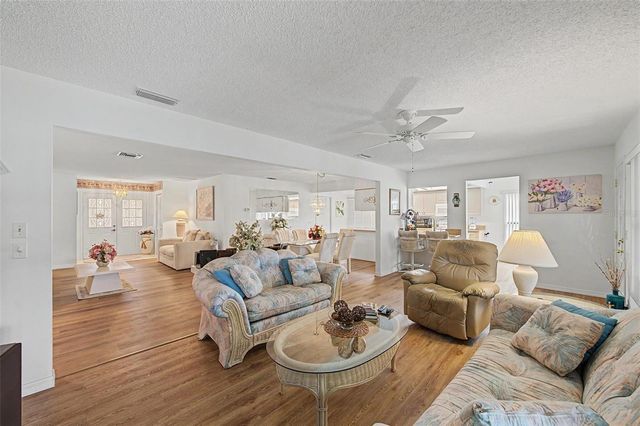 4709 PORTLAND MANOR DRIVE, New Port Richey, FL 34655