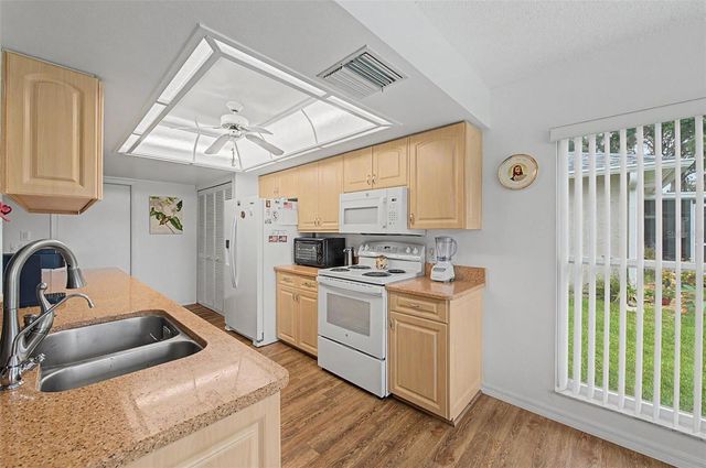 4709 PORTLAND MANOR DRIVE, New Port Richey, FL 34655