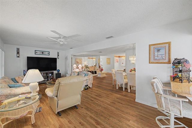 4709 PORTLAND MANOR DRIVE, New Port Richey, FL 34655