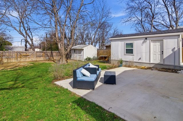 1539 E Woodin Boulevard, Dallas, TX 75203