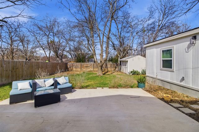 1539 E Woodin Boulevard, Dallas, TX 75203