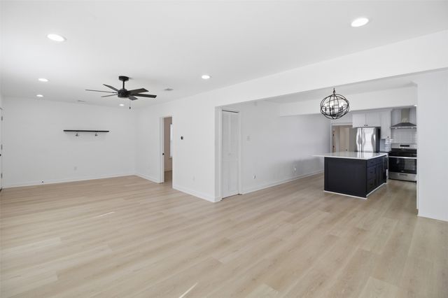 1539 E Woodin Boulevard, Dallas, TX 75203