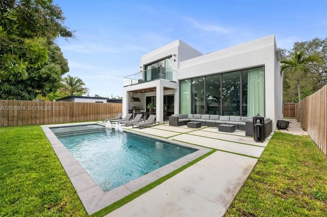 80 NW 45th St, Miami, FL 33127