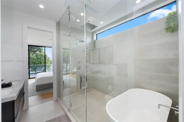 80 NW 45th St, Miami, FL 33127