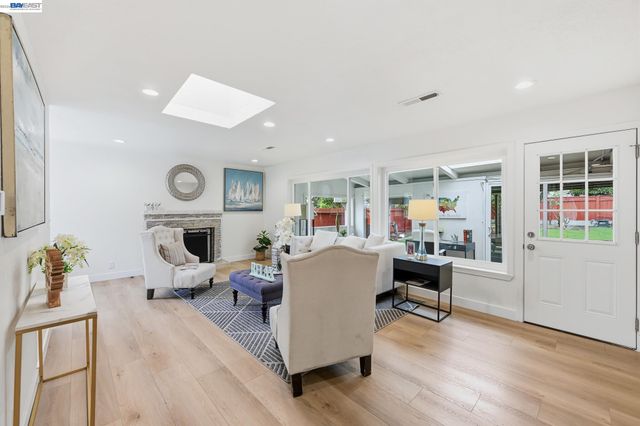 2994 Rustic Dr, San Jose, CA 95124