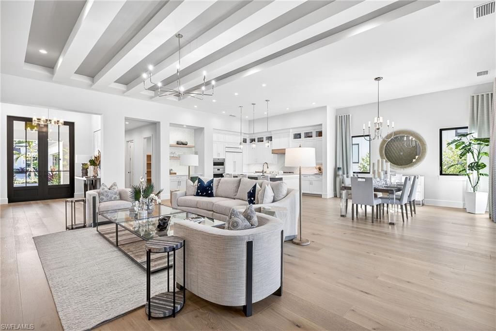 2051 Cambridge Park DR, NAPLES, FL 34109 — photo 4