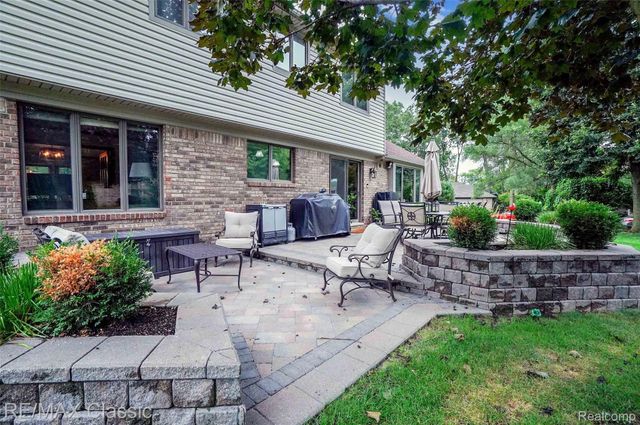 61653 GLENWOOD TRL Trail, Washington Township, MI 48094