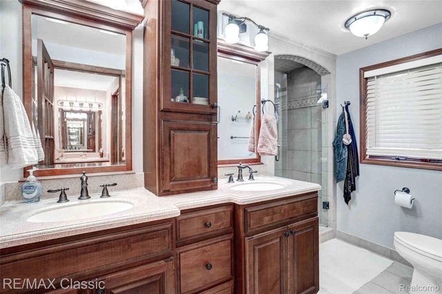 61653 GLENWOOD TRL Trail, Washington Township, MI 48094