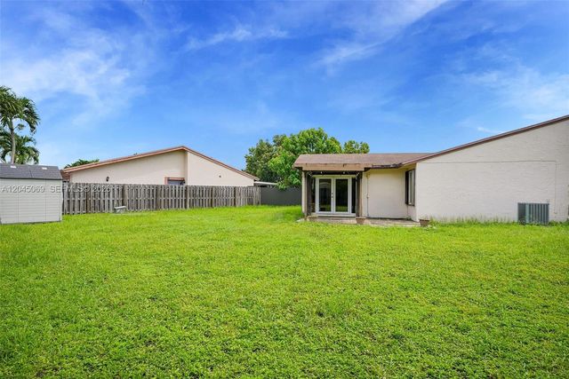 9786 SW 147th Court, Miami, FL 33196