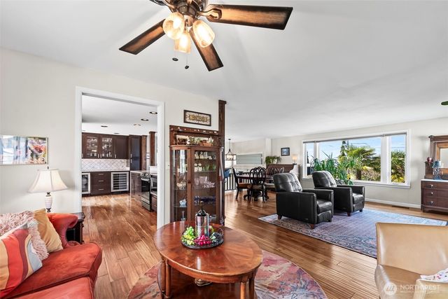 1841 N Lenore Drive, Tacoma, WA 98406