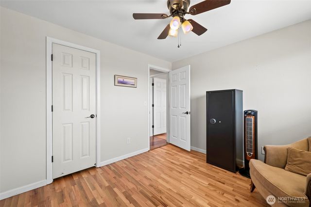 1841 N Lenore Drive, Tacoma, WA 98406