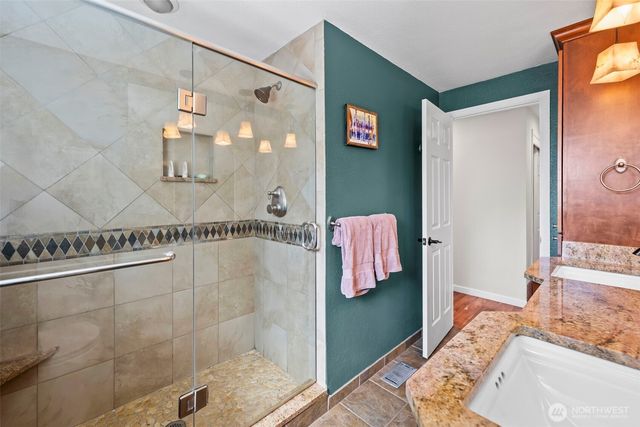 1841 N Lenore Drive, Tacoma, WA 98406