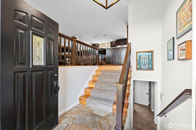 1841 N Lenore Drive, Tacoma, WA 98406