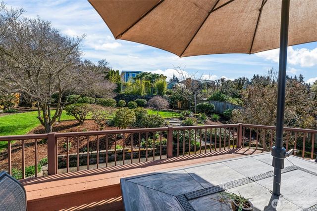 1841 N Lenore Drive, Tacoma, WA 98406