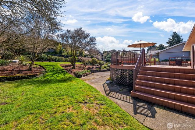 1841 N Lenore Drive, Tacoma, WA 98406