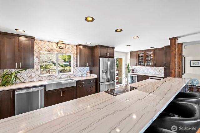 1841 N Lenore Drive, Tacoma, WA 98406