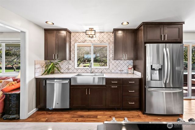 1841 N Lenore Drive, Tacoma, WA 98406