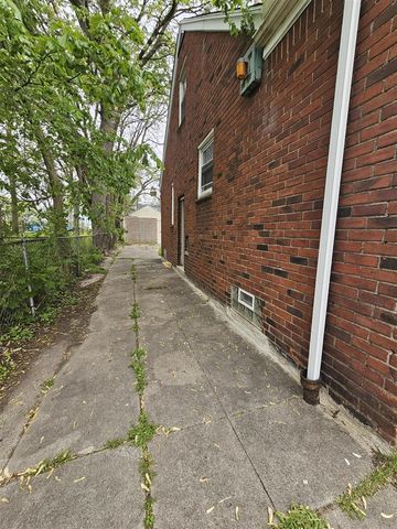 15335 Mark Twain Street, Detroit, MI 48227