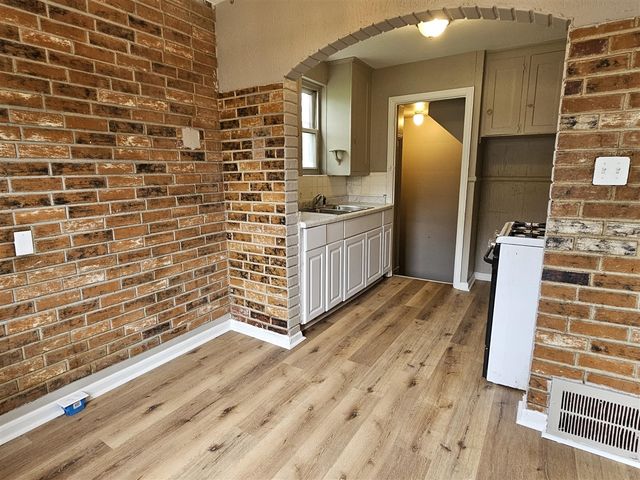 15335 Mark Twain Street, Detroit, MI 48227