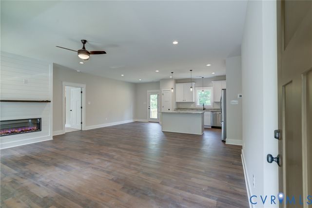 4012 Elsie Ln, Columbia, VA 23038