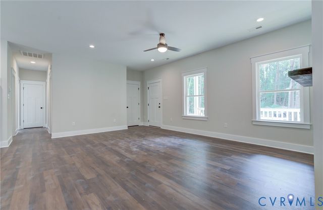 4012 Elsie Ln, Columbia, VA 23038