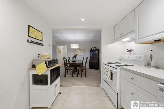 100 Carriage Drive 4, Orchard Park, NY 14127