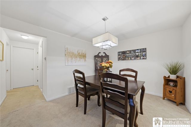 100 Carriage Drive 4, Orchard Park, NY 14127