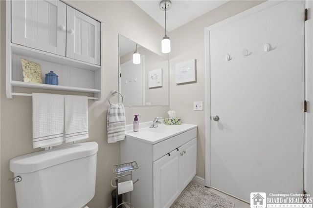 100 Carriage Drive 4, Orchard Park, NY 14127