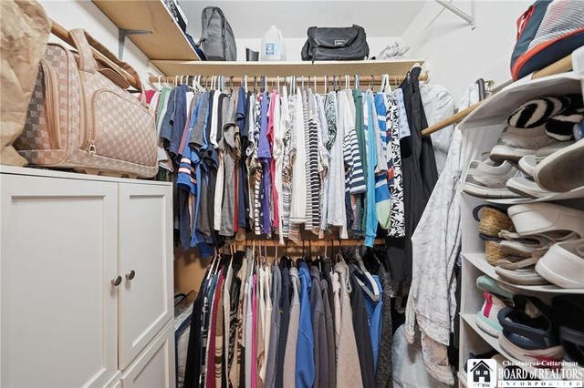 100 Carriage Drive 4, Orchard Park, NY 14127