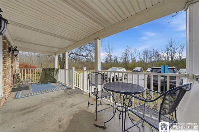 100 Carriage Drive 4, Orchard Park, NY 14127