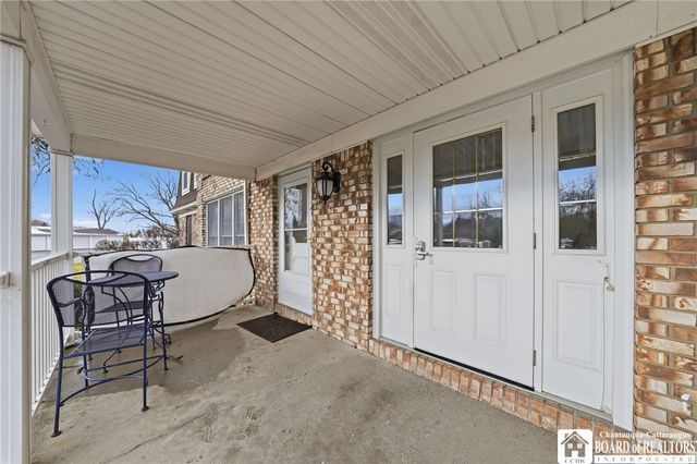 100 Carriage Drive 4, Orchard Park, NY 14127