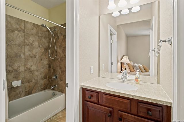 12338 Prince Solms, San Antonio, TX 78253