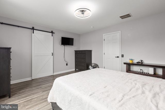 64 CHARTER GATE DR, Fredericksburg, VA 22406