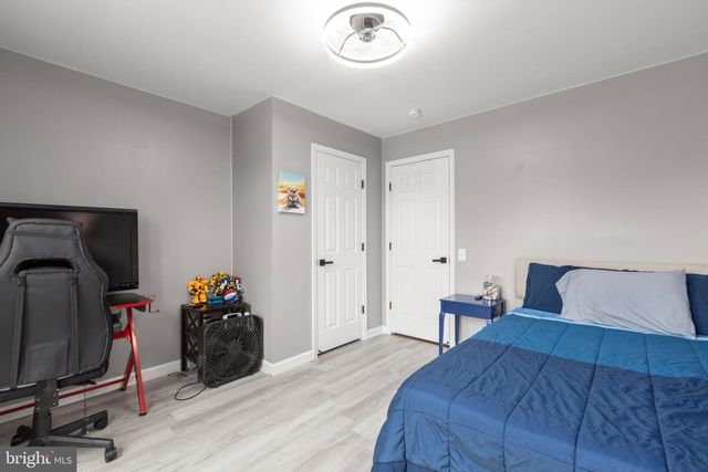 64 CHARTER GATE DR, Fredericksburg, VA 22406