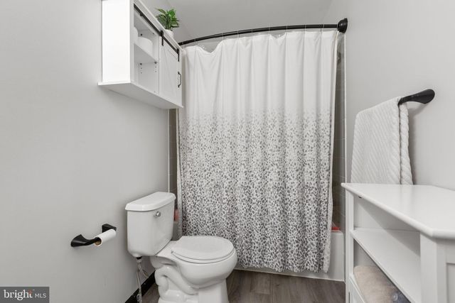 64 CHARTER GATE DR, Fredericksburg, VA 22406