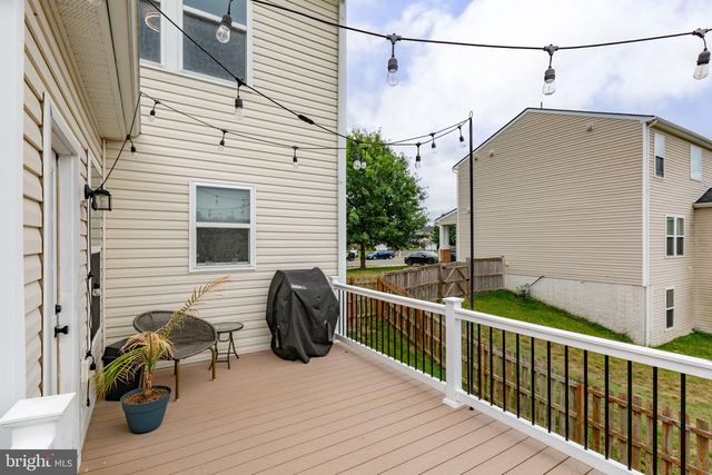 64 CHARTER GATE DR, Fredericksburg, VA 22406